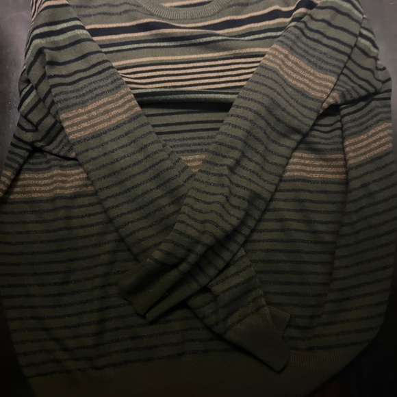 Dockers Striped Oversized Green Sweater - Picture 2 of 2